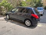 Nissan Tiida-15