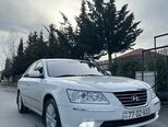 Hyundai Sonata-1