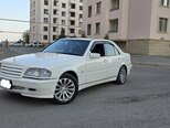 Mercedes C 240-11