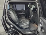 BMW X7-13