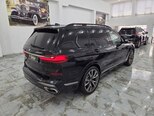 BMW X7-6