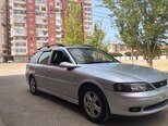Opel Vectra-11