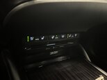 Lexus ES 300h-16