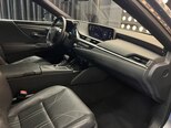 Lexus ES 300h-11