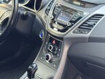 Hyundai Elantra-14