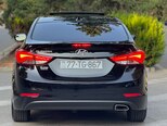 Hyundai Elantra-7