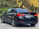 Hyundai Elantra-6
