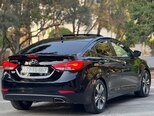 Hyundai Elantra-8
