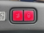 Mercedes E 200-17