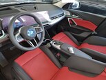 BMW iX1-16