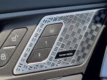 BMW iX1-32