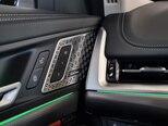 BMW iX1-36