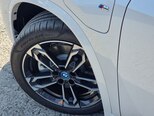 BMW iX1-13