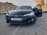 Hyundai Elantra-8