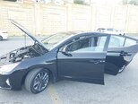 Hyundai Elantra-17