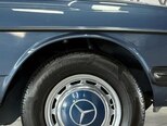Mercedes W123-12