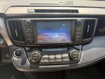 Toyota RAV4-9