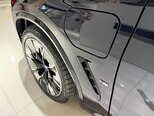 BMW iX3-8