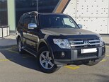 Mitsubishi Pajero-2