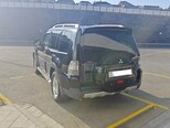 Mitsubishi Pajero-4