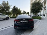 Hyundai Elantra-4