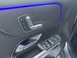 Mercedes EQB 250-12