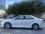 Toyota Camry-5