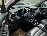 Kia Sorento-13