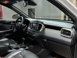 Kia Sorento-16