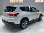 Hyundai Santa Fe-5