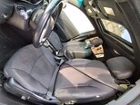 Chrysler 200-12