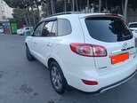 Hyundai Santa Fe-4