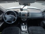 Hyundai Santa Fe-15