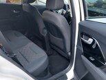 Kia Niro-18