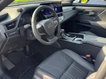 Lexus ES 300h-12