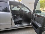 Mercedes E 240-11