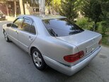 Mercedes E 240-9