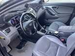 Hyundai Elantra-8