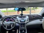 Hyundai Elantra-9