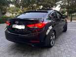 Hyundai Elantra-6