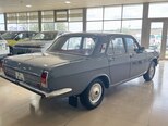 GAZ 24 "Volga"-4