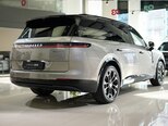 Lynk & Co 900-6