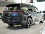Lynk & Co 900-8