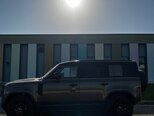Land Rover Defender-6