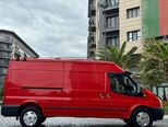 Ford Transit-8
