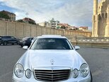 Mercedes E 240-6