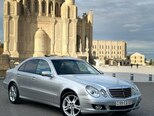 Mercedes E 240-1