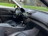 Mercedes E 240-11
