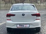Volkswagen Polo-8