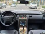 Mercedes E 240-16